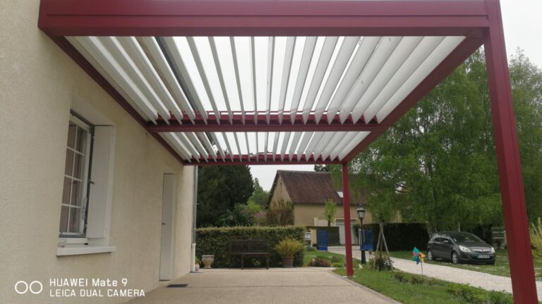 PERGOLA BIOCLIMATIQUE ROUGE 3004 GST VERANDA LOIRET