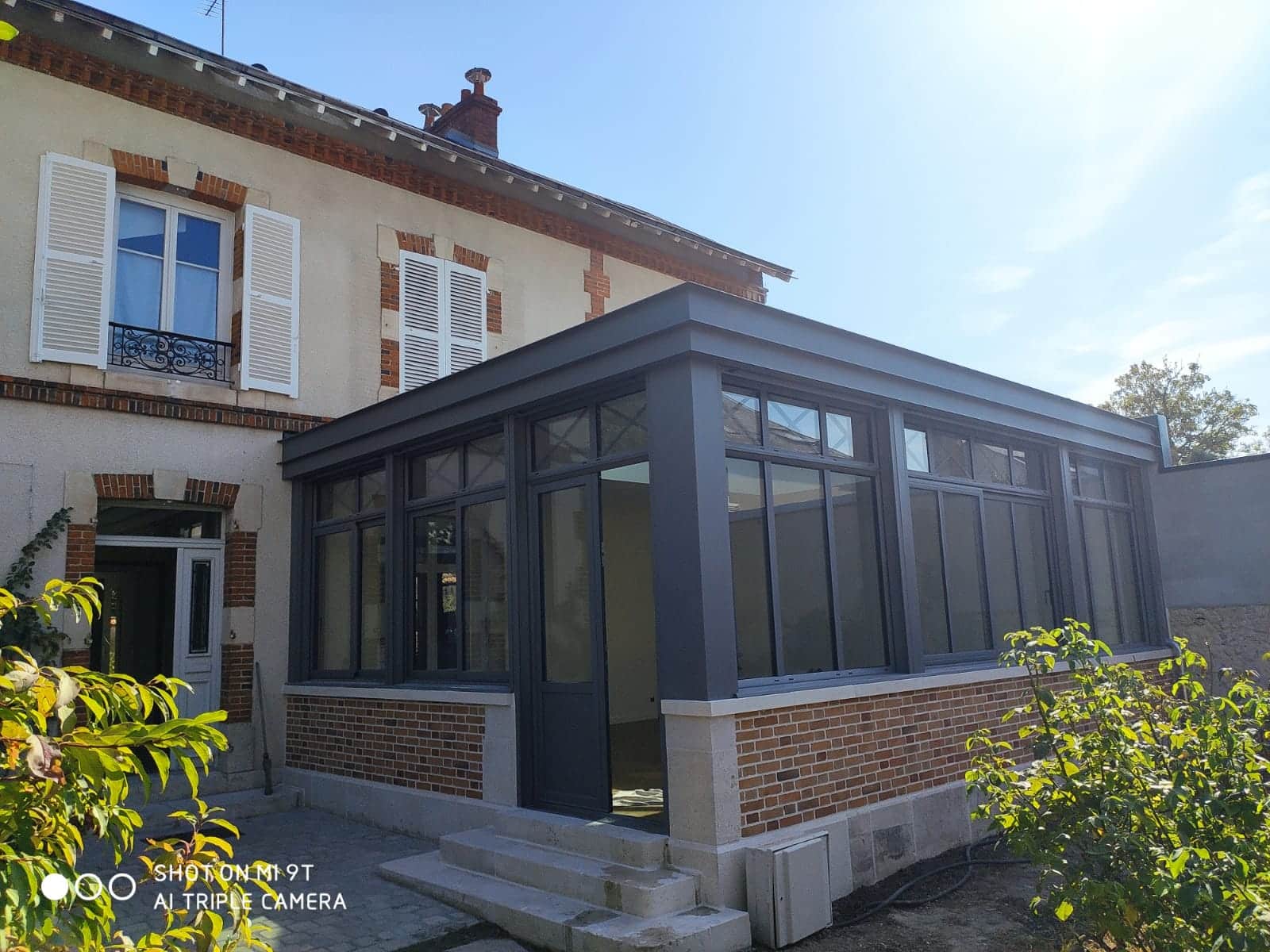 agrandissement-maison-brique-aluminium-verre