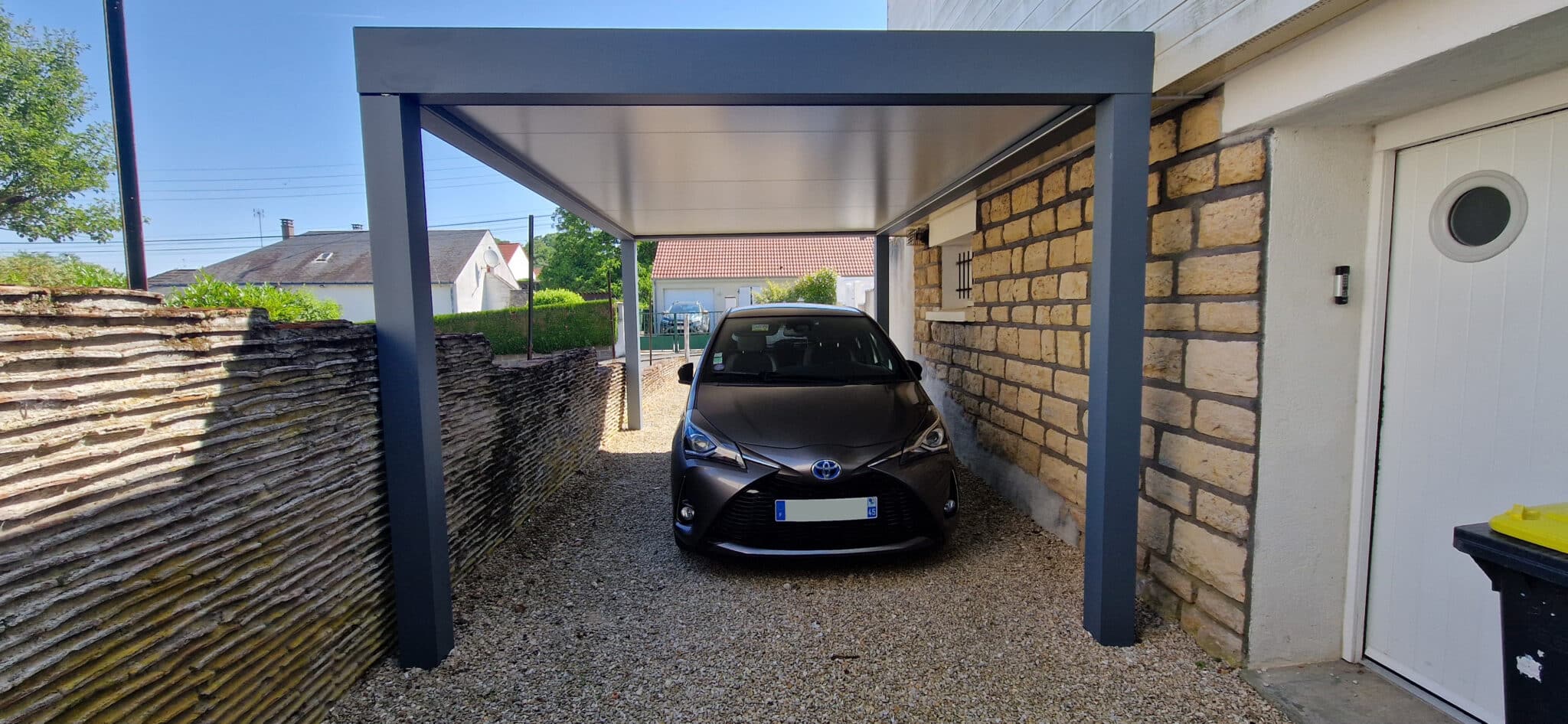 carport-autoportant-toit-plat