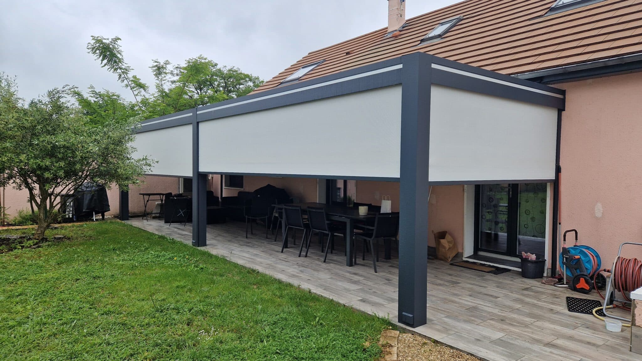 pergola-store-latéraux