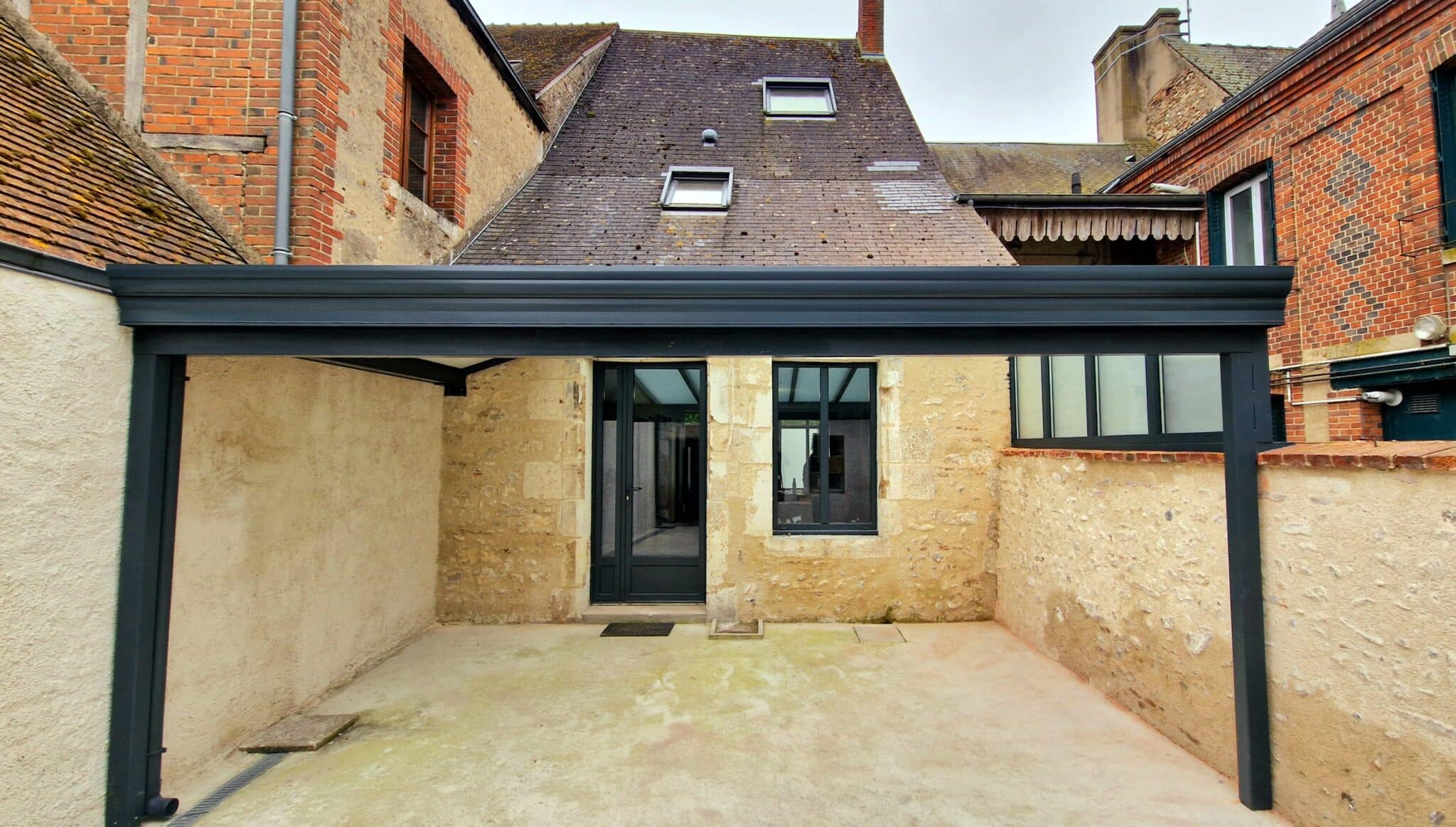préau-auvent