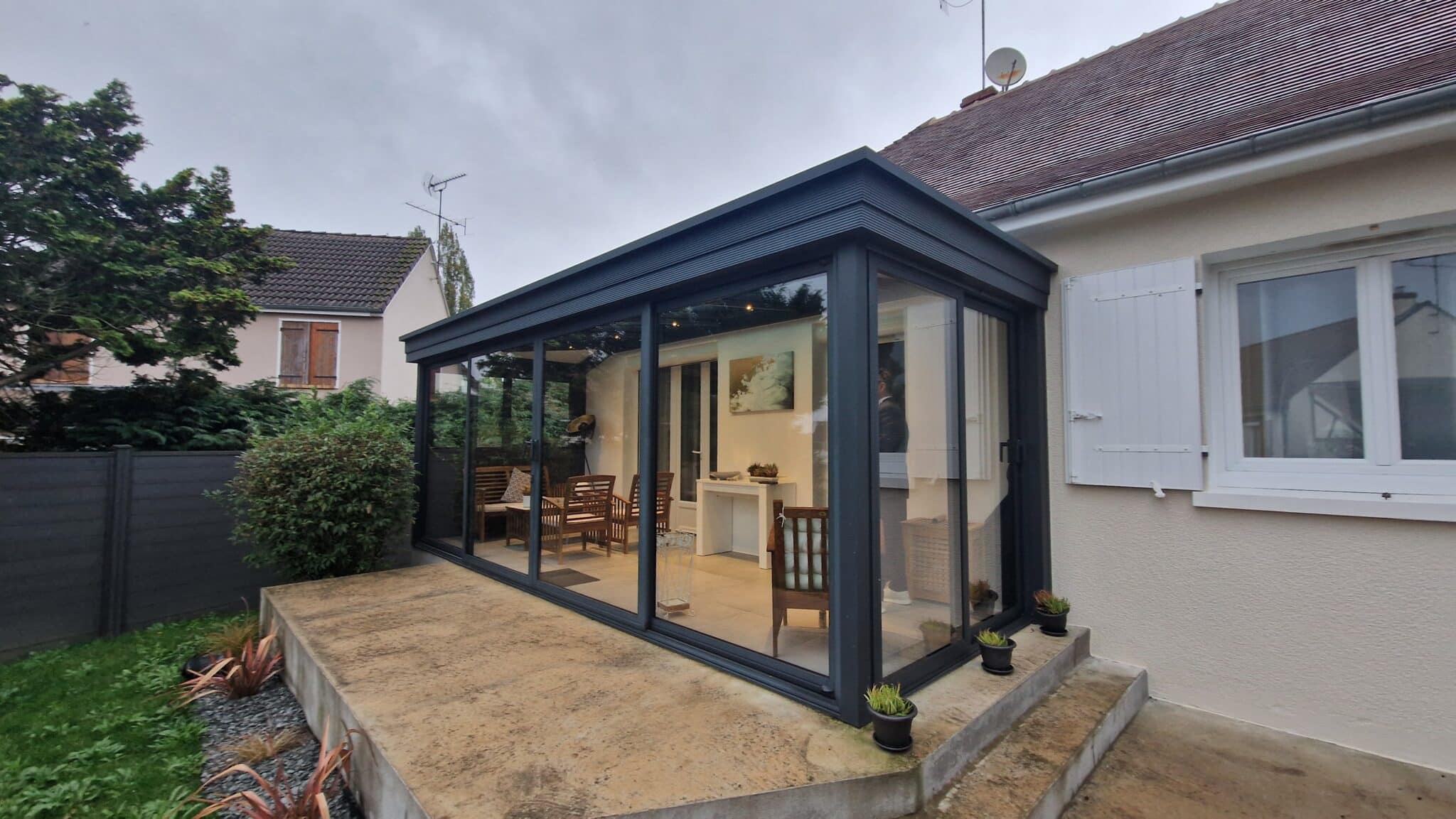 veranda-aluminium-vitree-toute-largeur