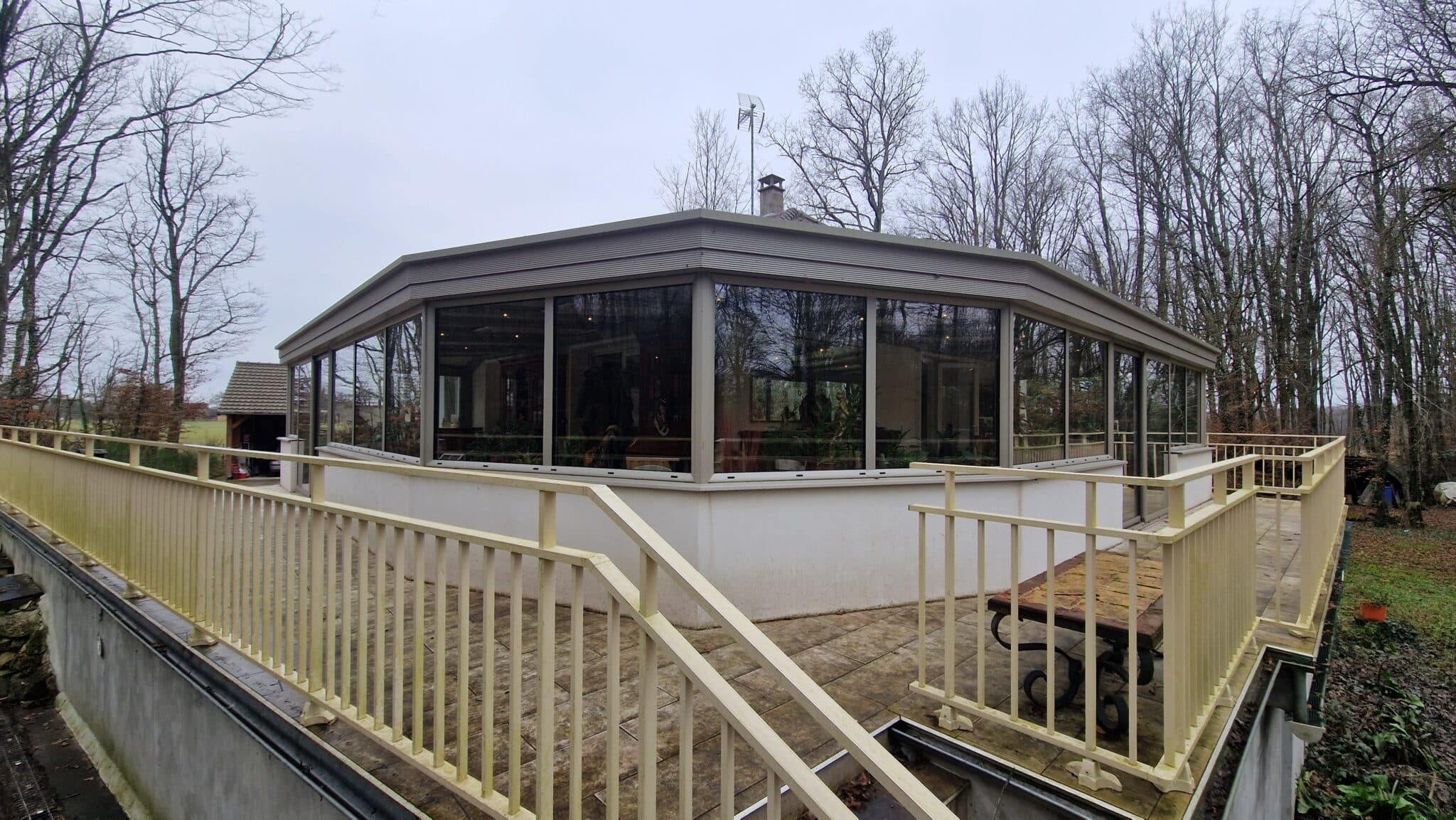 veranda-jardin-d-hiver-arrondie_2